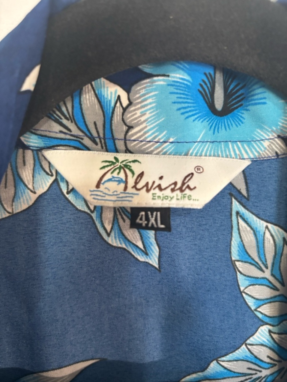 Big and tall Men's Blue Floral Hawaiian Button-Down Shirt - Picture 3 of 3